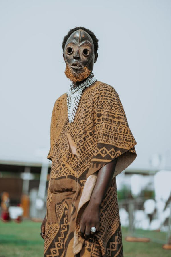 tenue africaine avec tissu bogolan