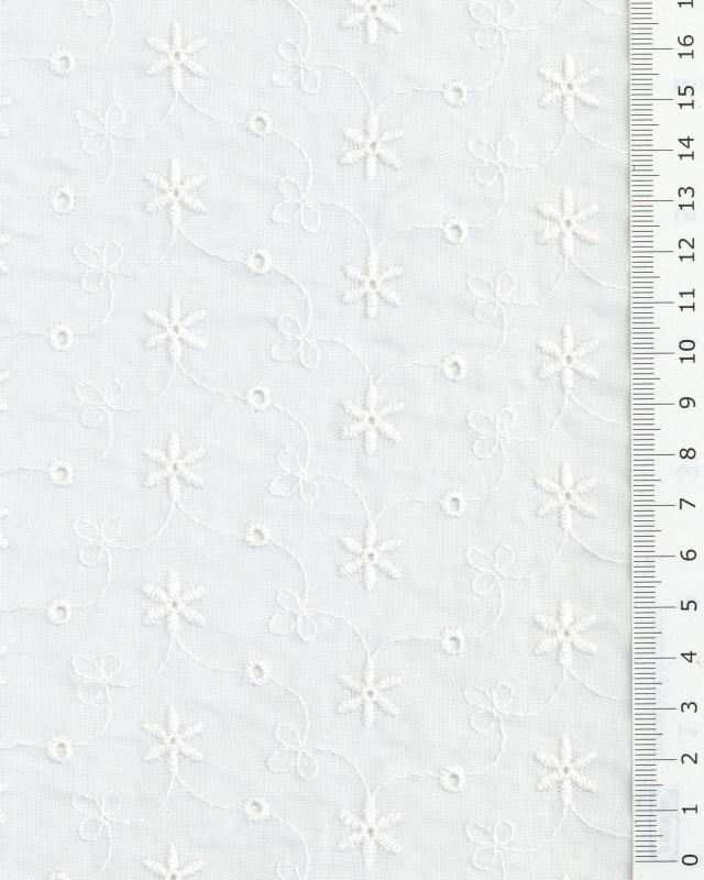 Gardenia Embroidered Cotton Fabric White - Tissushop