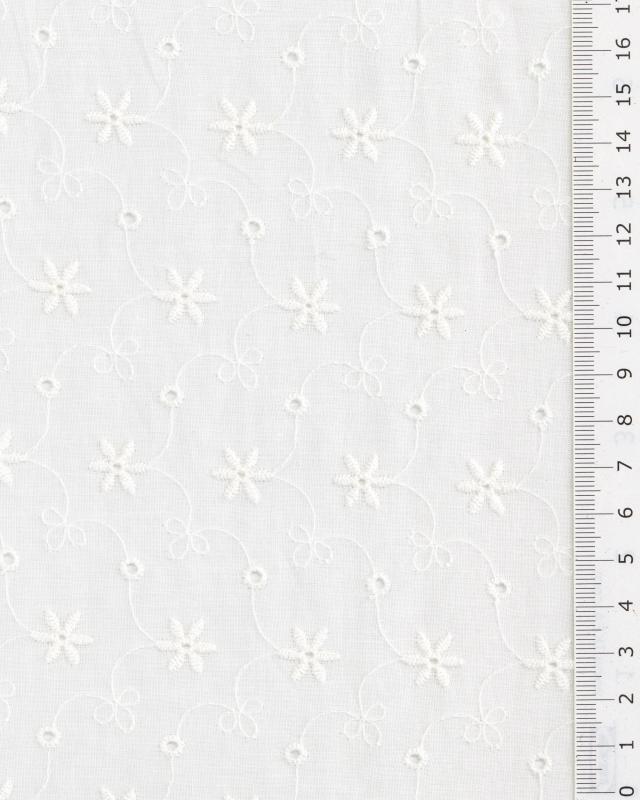 Gardenia Embroidered Cotton Fabric Ivory - Tissushop