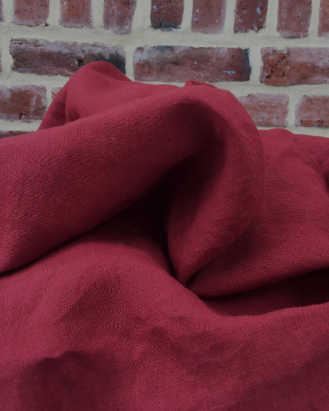 Washed linen fabric in 300 cm Red - Tissushop