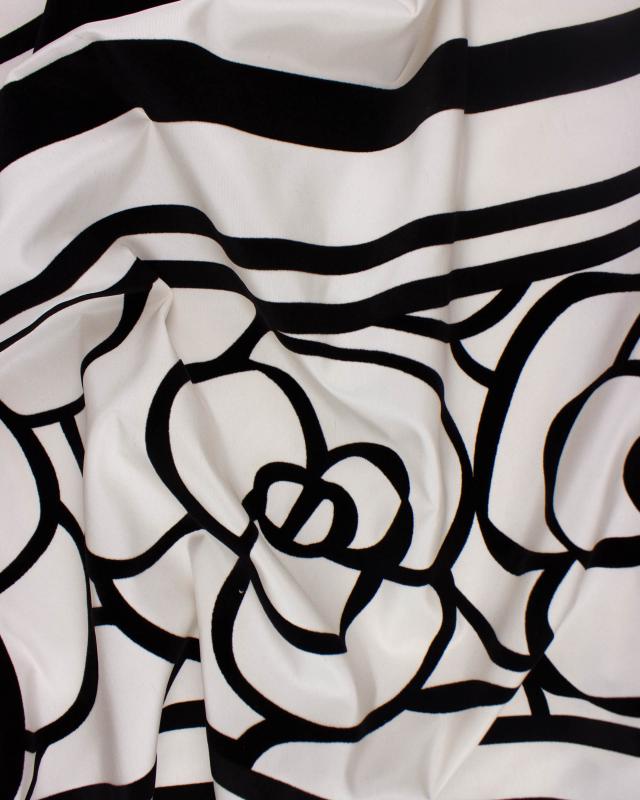Black flower fabric on background White - Tissushop