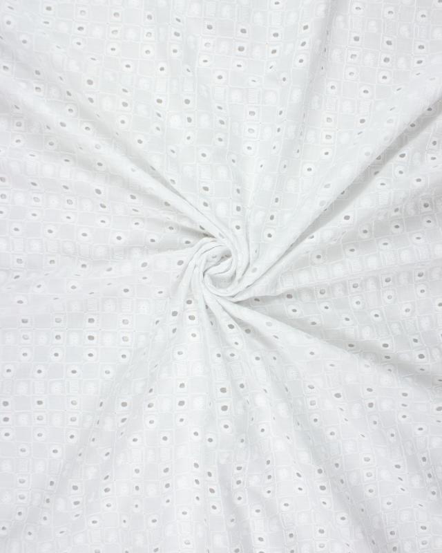 Daisy embroidered Cotton Fabric White - Tissushop